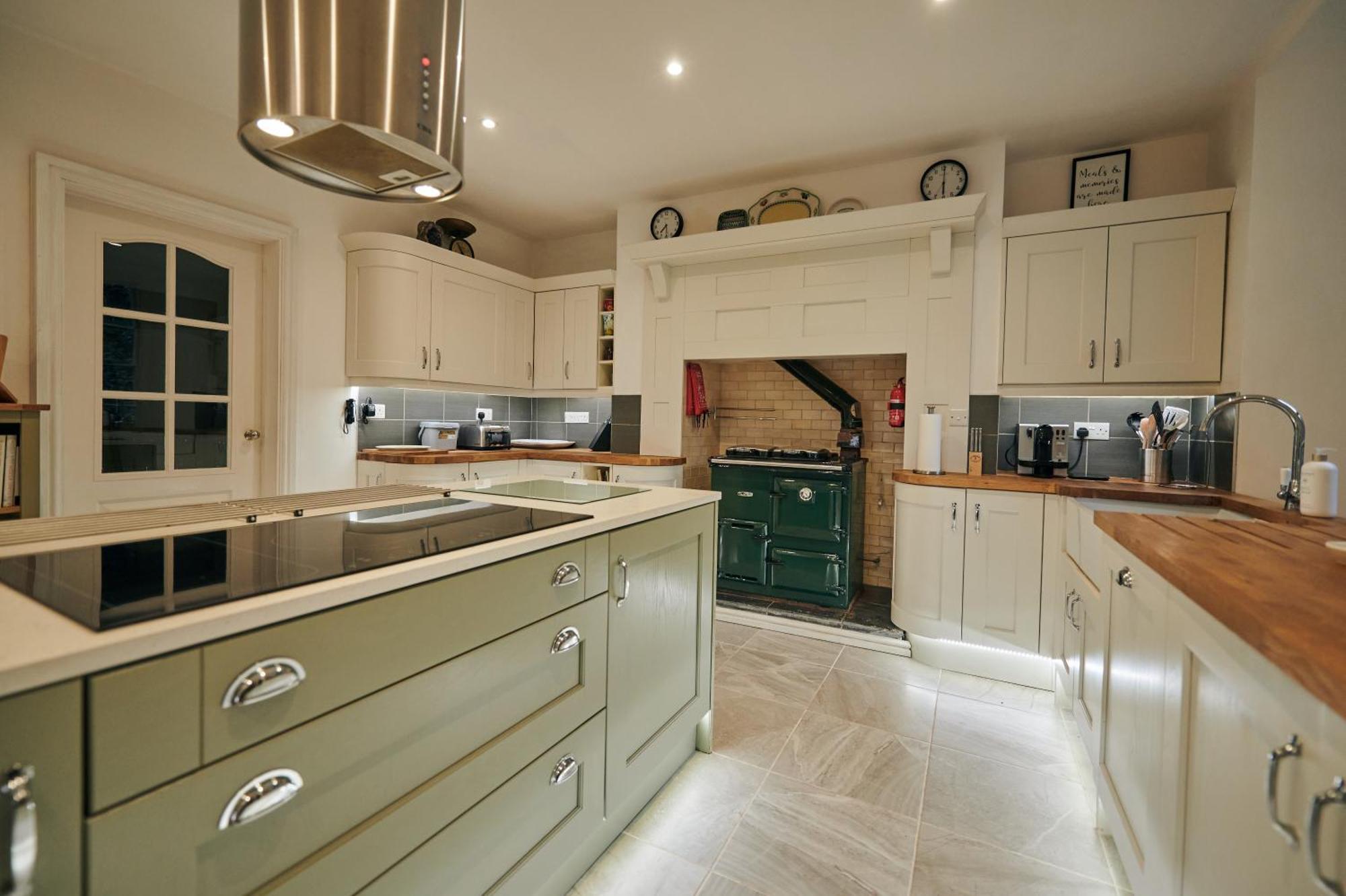 Fernhill House- Beautiful Period Property With 5 Bedrooms And Lovely Views لارن المظهر الخارجي الصورة